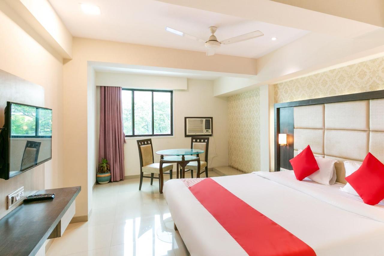Collection O Hotel Pearl Residency Taloje Luaran gambar